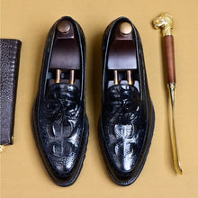 Load image into Gallery viewer, Alligator Pattern Genuine Leather Men&#39;s Formal Dress Shoes